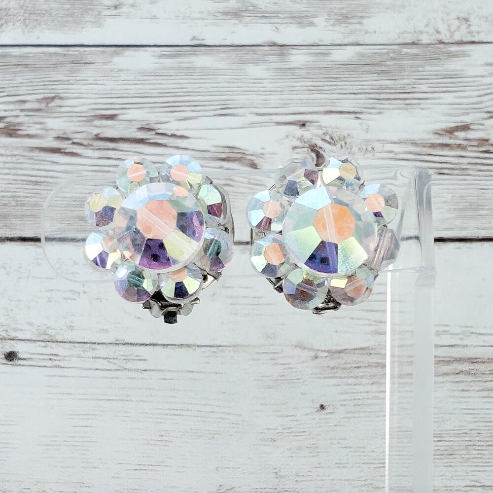 Vintage Clip On Earrings Iridescent 7/8"